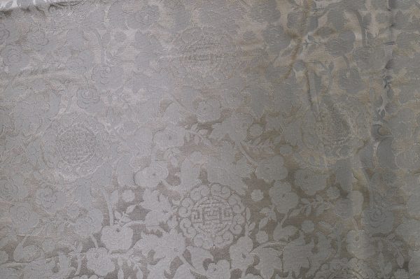 Koreansk silkestof (lysegrå, 75 × 1550 cm)