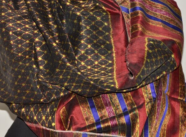 Ikat Silke Sarong Stola K26