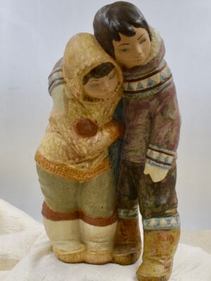 LLADRO FIGUR AF " ESKIMO BØRN.
