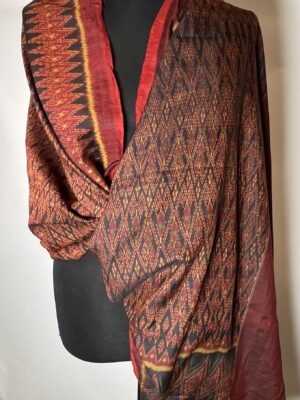 SMUKT VIETNAM-KHMER SILKE SARONG.  nr.3.   k72.