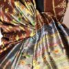NYT DESIGN IKAT SILKE SARONG/STOLA   nr.9.   k72.