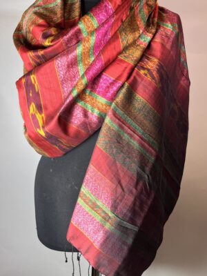 VILDT IKAT SILKE STOLA   nr.12.   k72.