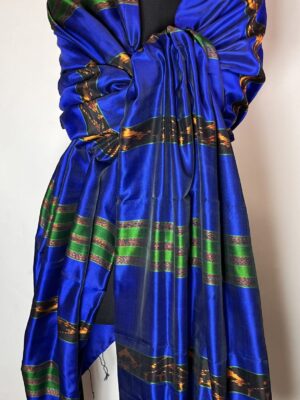 BLÅ IKAT SILKE SARONG  NR.15.  k72.