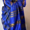 BLÅ -VIOLET SILKE SARONG/STOLA MED GULD IKAT  NR.16.   K72.