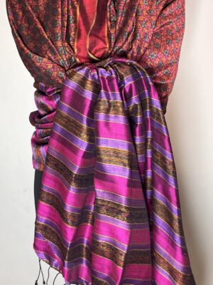 LIDT VILD IKAT SARONG nr.20   K72